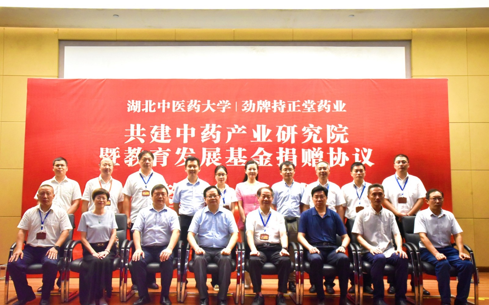 4da51e5b-9aef-4b52-8e7e-58f0b65b7764.jpg